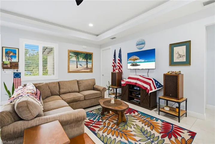 255 Everglades Blvd S, Naples, Florida 34117