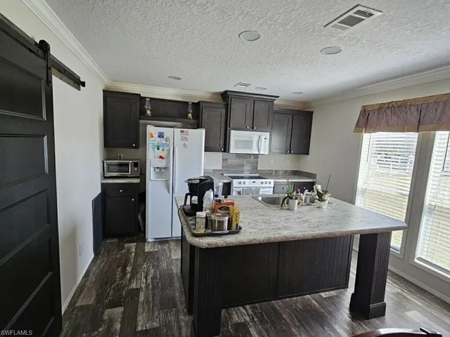 155 N Granja  ST, Clewiston, FL 33440