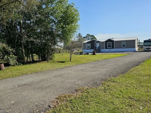 155 N Granja  ST, Clewiston, FL 33440