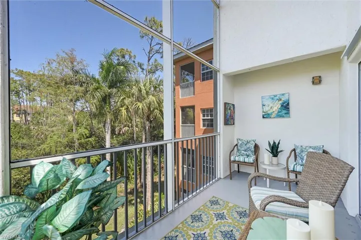 4500 Botanical Place Cir 4, Naples, Florida 34112