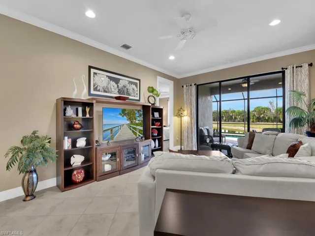 Crown Molding