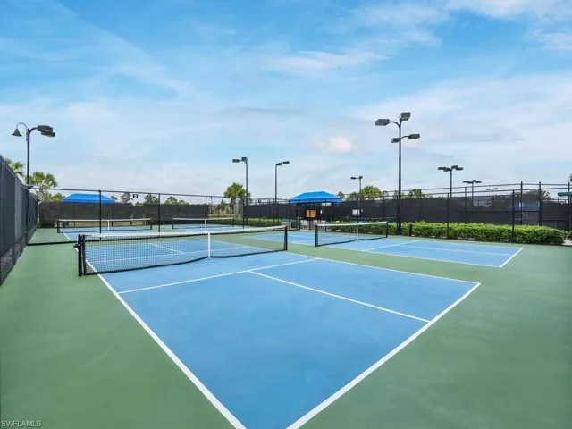 Pickleball & Tennis Courts