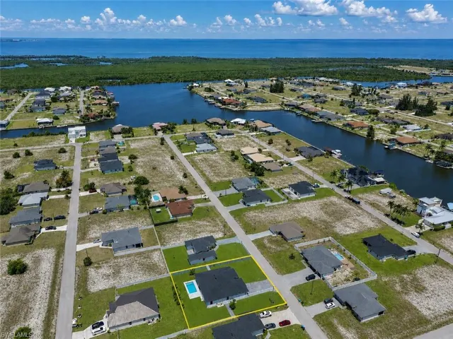 4328 NW 32nd  LN, Cape Coral, FL 33993