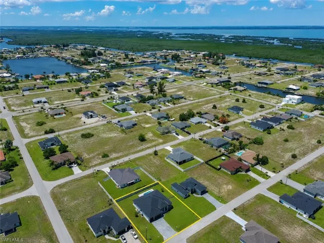 4328 NW 32nd  LN, Cape Coral, FL 33993