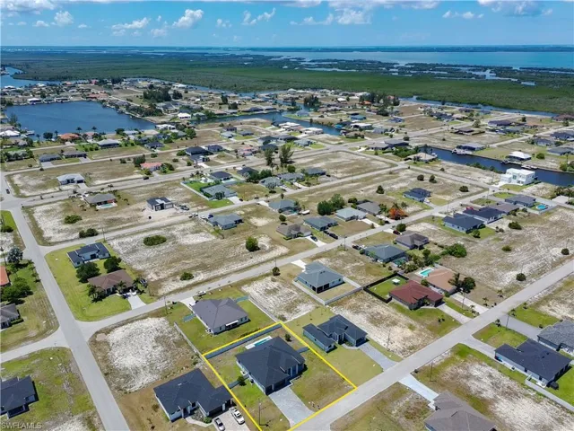 4328 NW 32nd  LN, Cape Coral, FL 33993