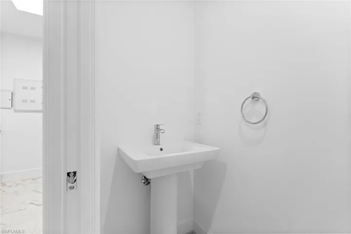 1125 Central Ave 566, Naples, Florida 34102