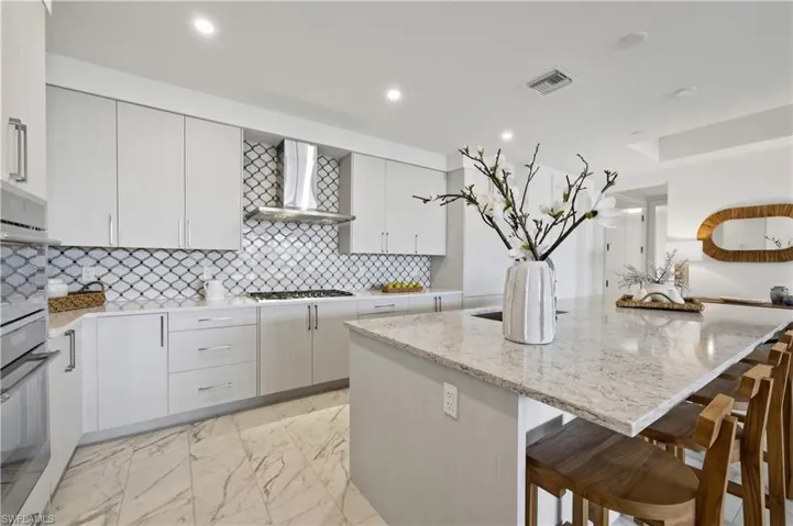 1125 Central Ave # 566, Naples, Florida 34102