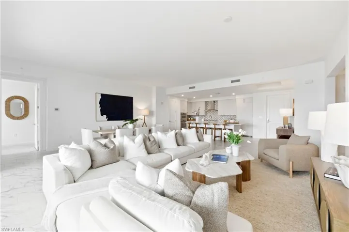 1125 Central Ave # 566, Naples, Florida 34102