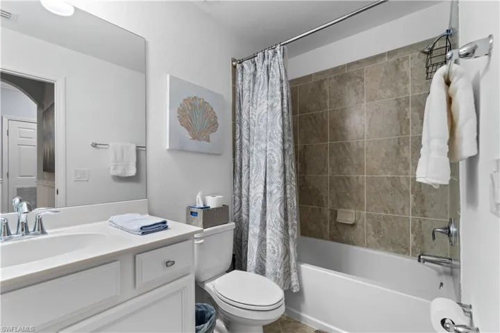 9590  Trevi  CT, Naples, FL 34113