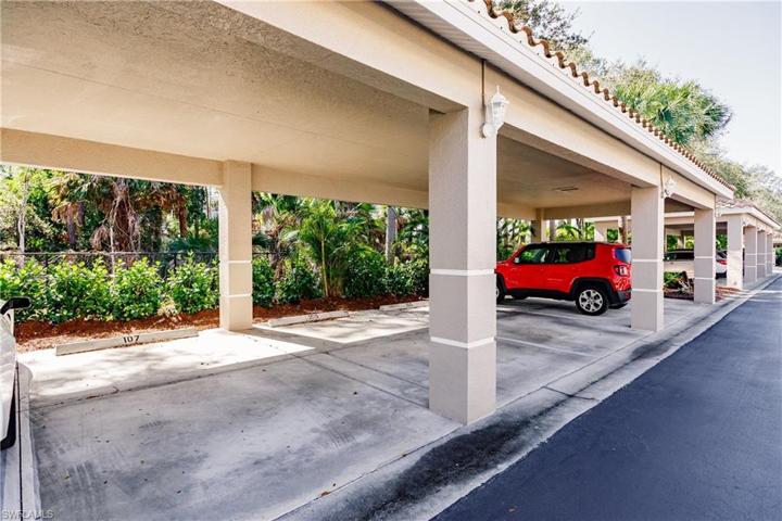 8223 Parkstone PL # 107, NAPLES FL 34120