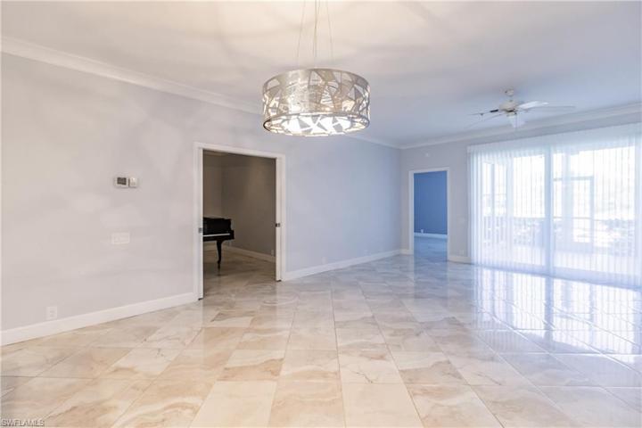 8223 Parkstone PL # 107, NAPLES FL 34120