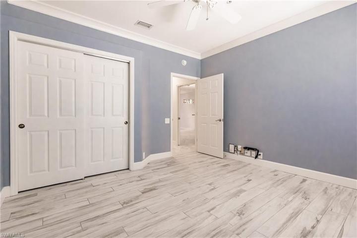 8223 Parkstone PL # 107, NAPLES FL 34120
