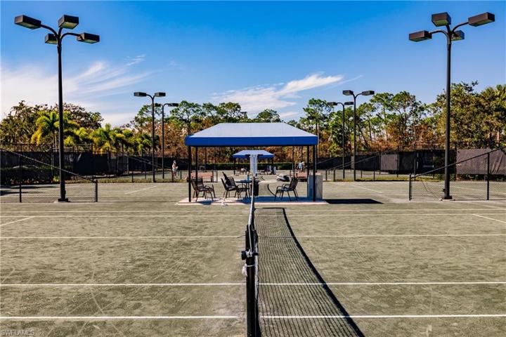8223 Parkstone PL # 107, NAPLES FL 34120