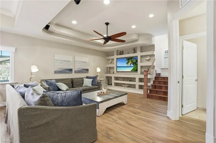 2827 Sw 33rd St, Cape Coral, Florida 33914