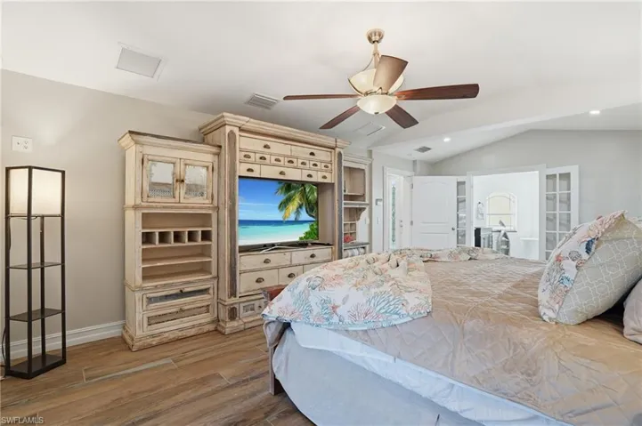 2827 Sw 33rd St, Cape Coral, Florida 33914