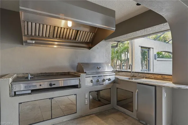 2827 Sw 33rd St, Cape Coral, Florida 33914