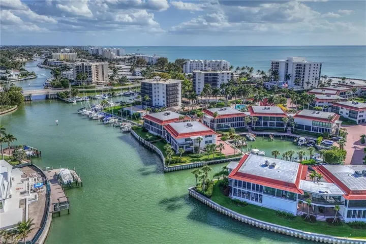2258  Gulf Shore N BLVD, Naples, FL 34102