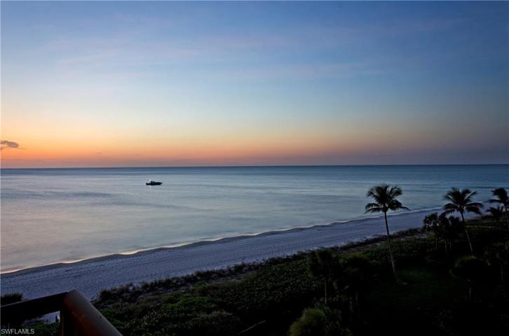 Celebrate daily Sunsets over the Gulf of Mexico at nearby Delnor Wiggins Beach Park, Vanderbilt Beach, and Barefoort Beach Park