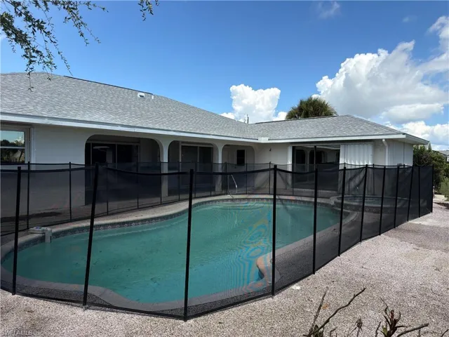 7 Bunker Rd, Rotonda West, Florida 33947