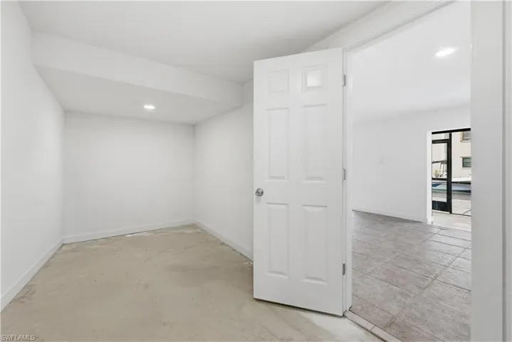 9395 Pennsylvania Ave 6, Bonita Springs, Florida 34135