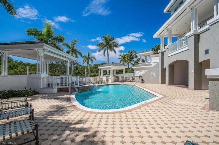 Antigua Pool & Barbecue Area