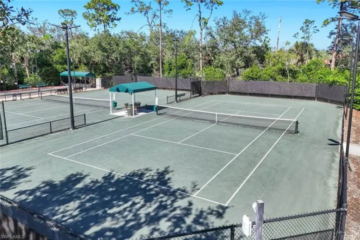 6360  Lexington  CT, Naples, FL 34110