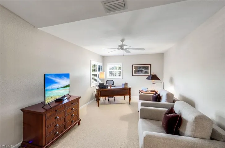 6360  Lexington  CT, Naples, FL 34110