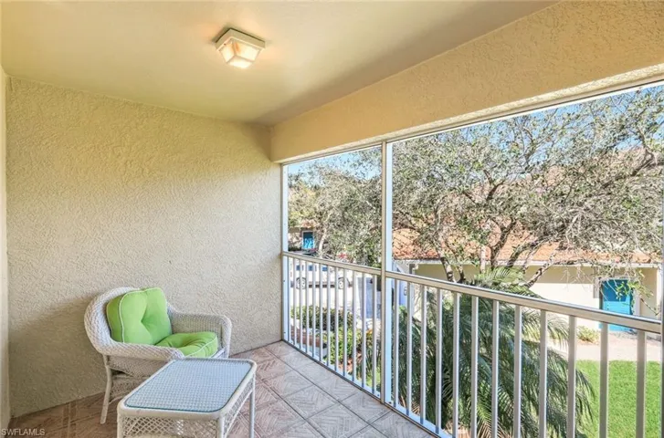 6360  Lexington  CT, Naples, FL 34110
