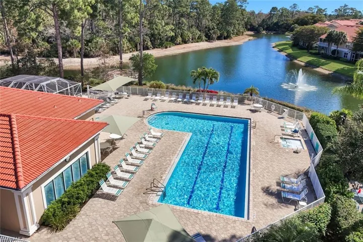 6360  Lexington  CT, Naples, FL 34110