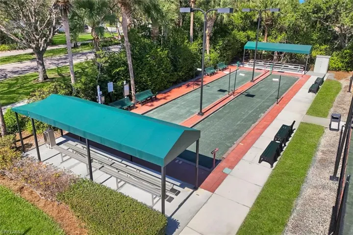 6360  Lexington  CT, Naples, FL 34110