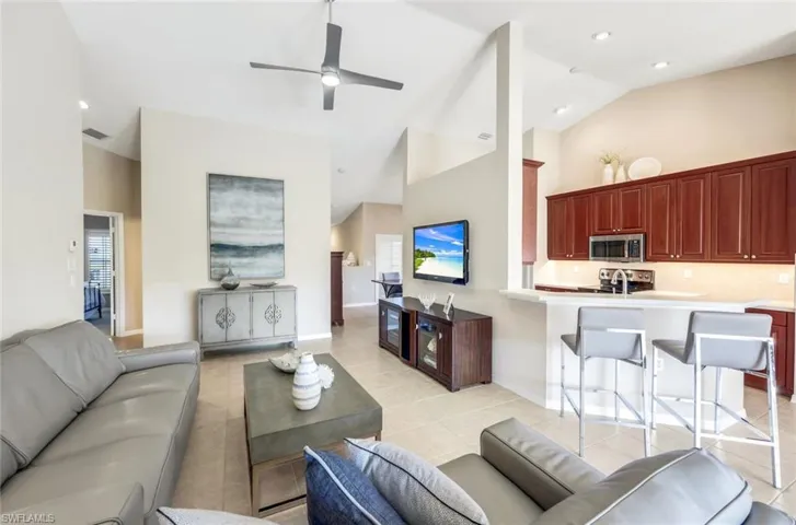 6360  Lexington  CT, Naples, FL 34110