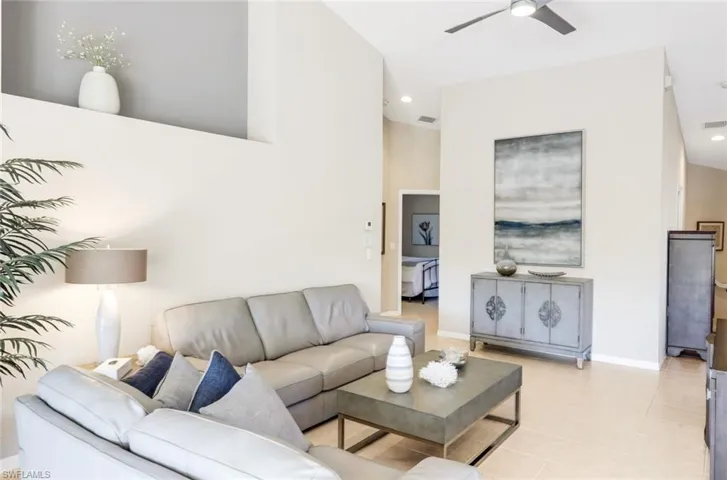 6360  Lexington  CT, Naples, FL 34110