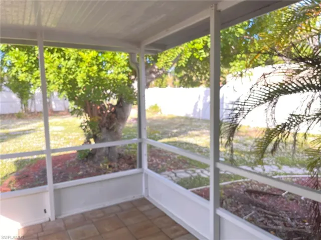 507 Sw 19th Ln, Cape Coral, Florida 33991