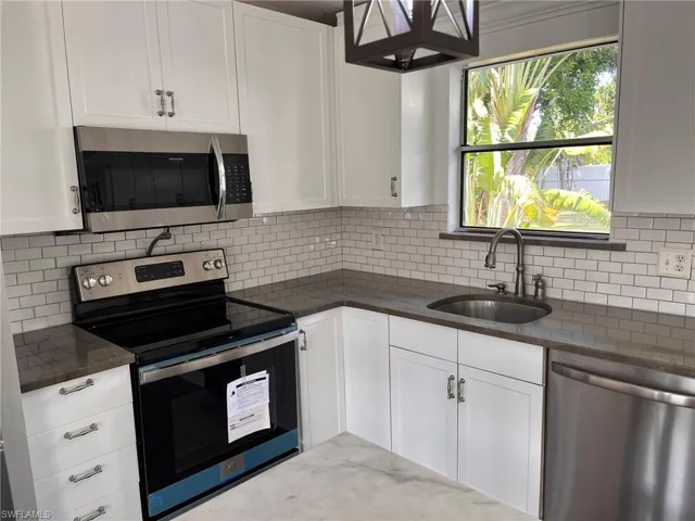 507 Sw 19th Ln, Cape Coral, Florida 33991