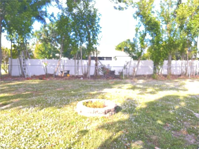 507 Sw 19th Ln, Cape Coral, Florida 33991