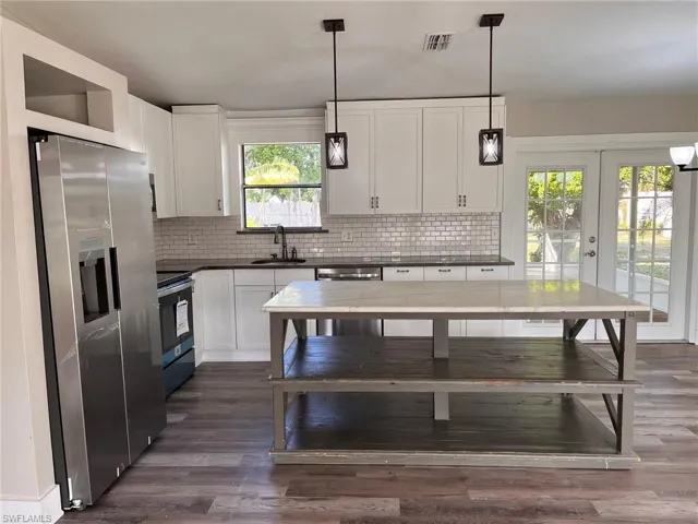 507 Sw 19th Ln, Cape Coral, Florida 33991
