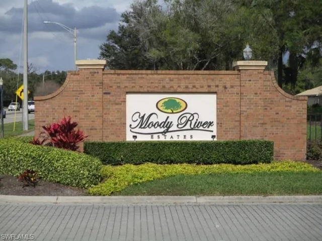 Moody River is a gated community with many amenities and events to bring neighbors together!!