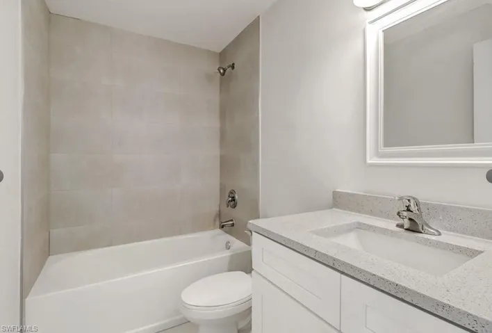 3828 Nw 46th Ln, Cape Coral, Florida 33993