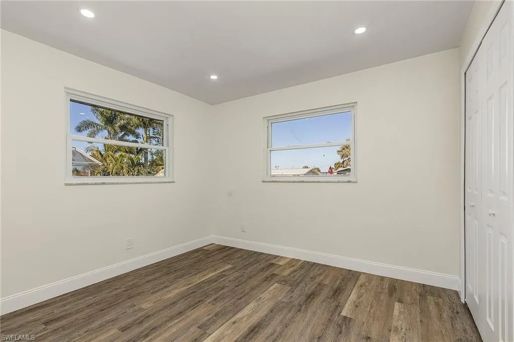 805 Miramar CT, Cape Coral, FL 33904,225056555