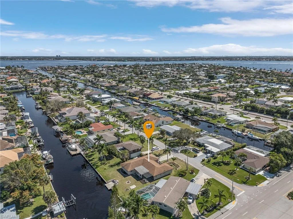 805 Miramar CT, Cape Coral, FL 33904,225056555