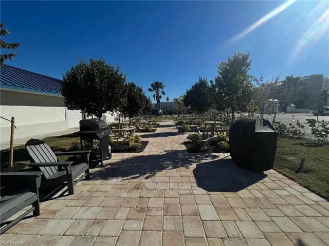 Common Grilling Area