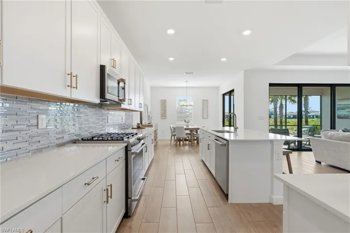20273 Kingmont Dr, Estero, Florida 33928