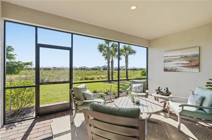 20273 Kingmont Dr, Estero, Florida 33928