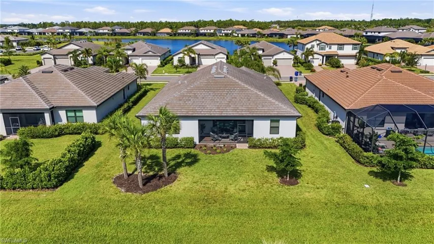20273 Kingmont Dr, Estero, Florida 33928