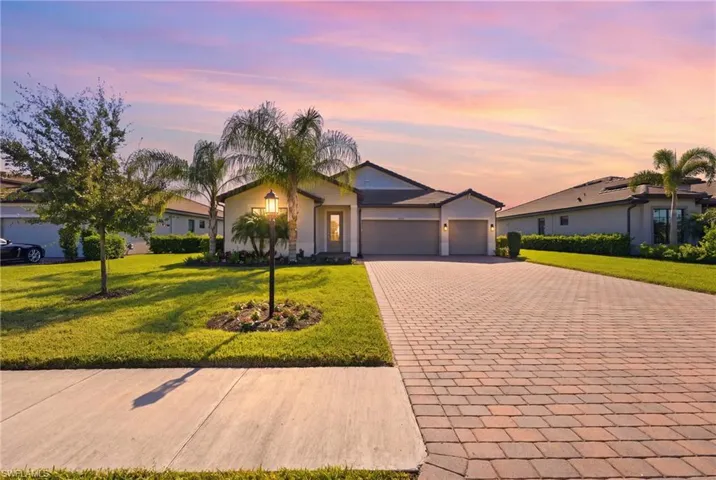 20273 Kingmont Dr, Estero, Florida 33928