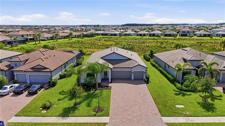 20273 Kingmont Dr, Estero, Florida 33928