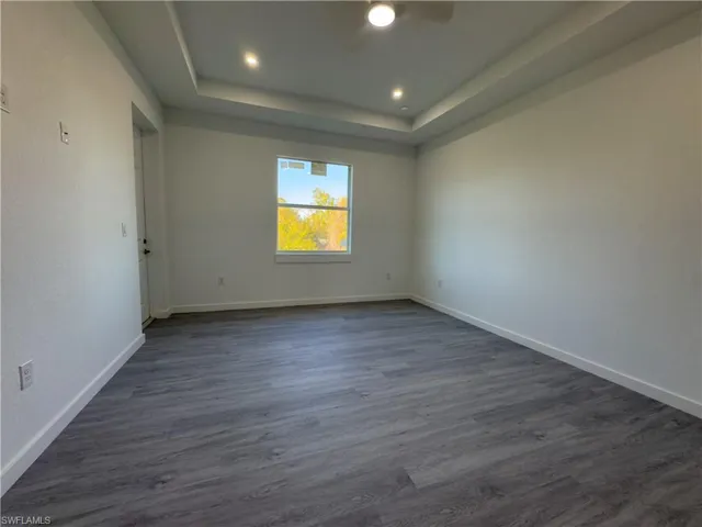 1255  Edna E ST, Lehigh Acres, FL 33974