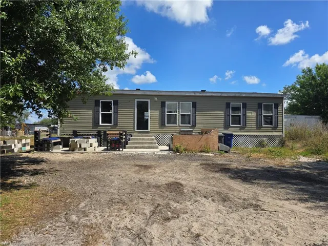 22815  Tinas  LN, Fort Myers, FL 33913