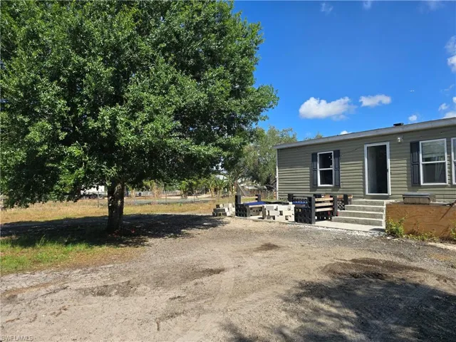 22815  Tinas  LN, Fort Myers, FL 33913