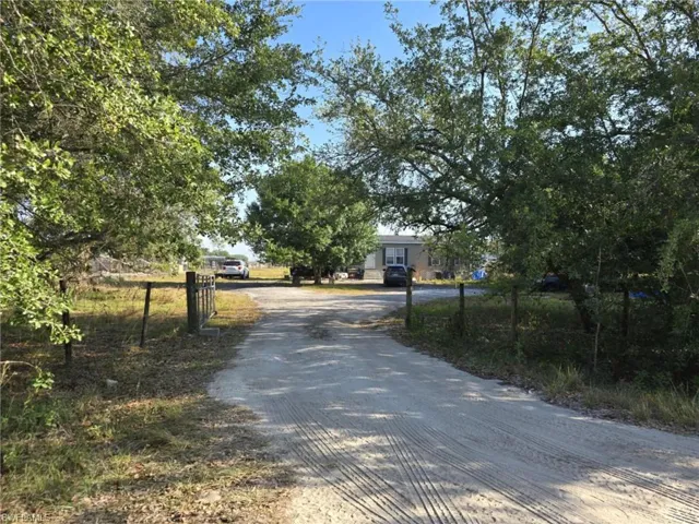 22815  Tinas  LN, Fort Myers, FL 33913